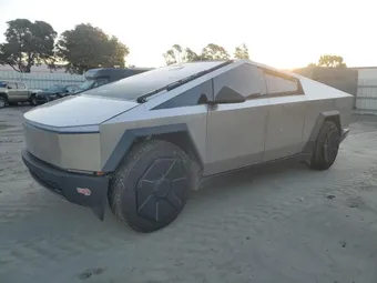 2024 Tesla Cybertruck 7G2CEHED6RA003275
