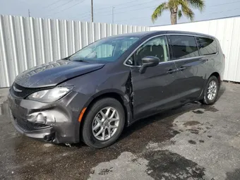 2023 Chrysler Voyager 2C4RC1CG3PR530041