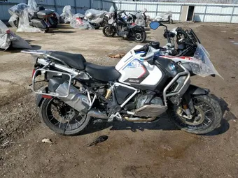 2023 BMW R-Series WB10M1301P6H69233
