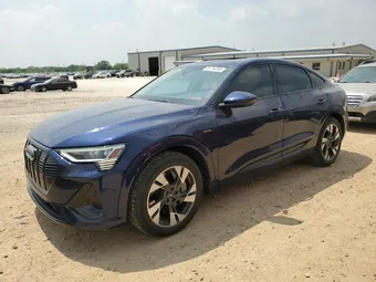 2022 Audi e-tron WA11AAGE6NB023281