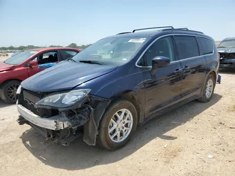 2020 Chrysler Voyager 2C4RC1DGXLR164104