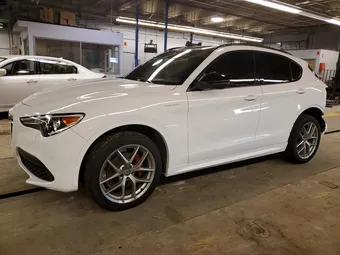 2022 Alfa Romeo Stelvio ZASPAKBN5N7D29203