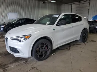 2018 Alfa Romeo Stelvio ZASFAKEV2J7C03902