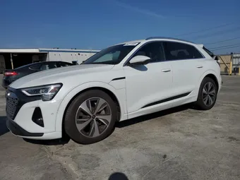 2024 Audi Q8 WA15AAGE6RB025796