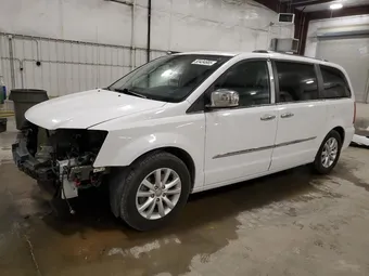 2016 Chrysler Town & Country 2C4RC1GG2GR175857