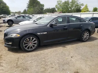 2016 Jaguar XJ SAJWJ1CDXG8V99045