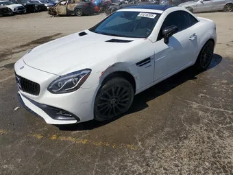 2017 Mercedes-Benz SLC-Class WDDPK6GA6HF138506