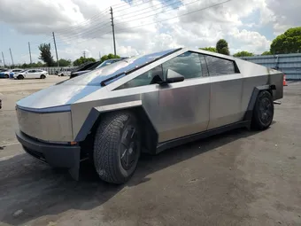 2024 Tesla Cybertruck 7G2CEHED3RA051591