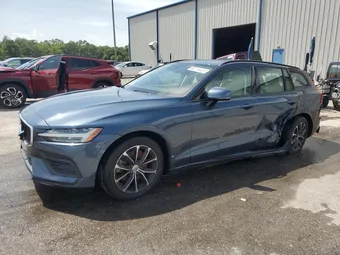 2019 Volvo V60 YV1102EK8K1337288