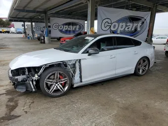 2019 Audi RS5 WAUC4CF52KA081860