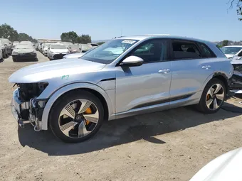 2022 Audi e-tron WA1LAAGE1NB046721