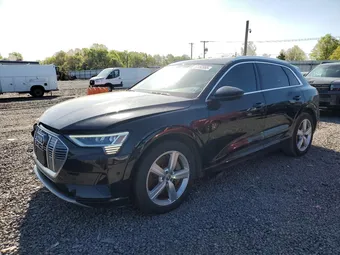2019 Audi e-tron WA1LABGE5KB013142