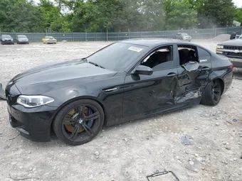 2016 BMW M5 WBSFV9C56GD595441
