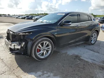 2018 Infiniti QX30 SJKCH5CP9JA056054