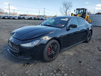 2019 Maserati Ghibli ZAM57YTA8K1328392