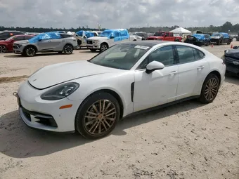 2017 Porsche Panamera WP0AA2A71HL102183