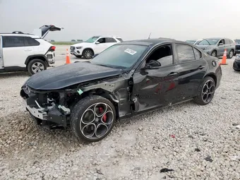 2022 Alfa Romeo Giulia ZARFANBN9N7652875