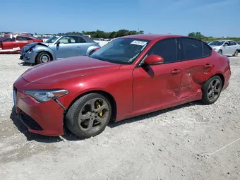 2018 Alfa Romeo Giulia ZARFAECN1J7567599