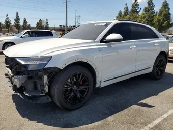 2021 Audi Q8 WA1EVAF10MD001560
