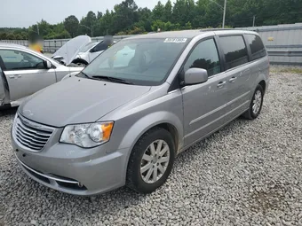 2016 Chrysler Town & Country 2C4RC1BG1GR295804