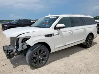 2022 Lincoln Navigator 5LMJJ3KT9NEL01203