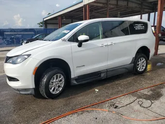 2022 Chrysler Voyager 2C4RC1CG2NR103821