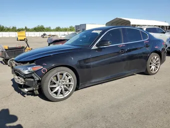 2017 Alfa Romeo Giulia ZARFAEBN3H7536754
