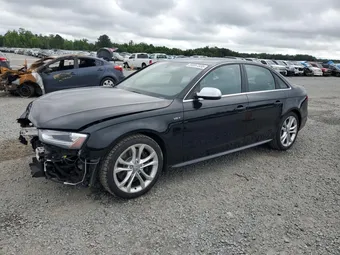 2015 Audi RS4 WAUBGAFL8FA091692
