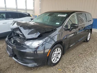 2023 Chrysler Voyager 2C4RC1CG8PR585729