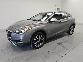 2018 Infiniti QX30 SJKCH5CR6JA047443