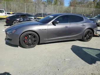 2018 Maserati Ghibli ZAM57YTLXJ1295010