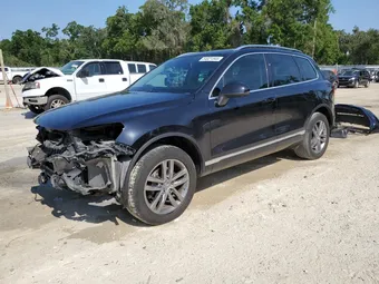 2015 Volkswagen Touareg WVGEP9BP4FD004212
