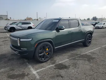 2023 Rivian R1T 7FCTGAAA2PN018657
