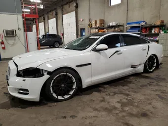 2014 Jaguar XJ SAJWJ2GD2E8V69597