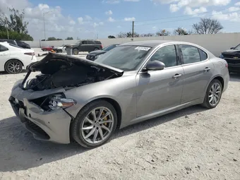2017 Alfa Romeo Giulia ZARFAEDN3H7550764