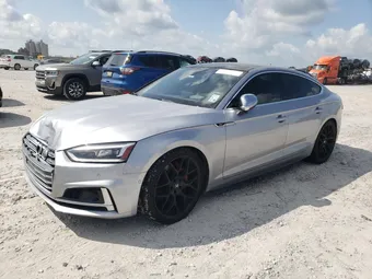 2019 Audi RS5 WAUC4CF58KA017385
