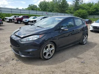 2015 Ford Fiesta 3FADP4GXXFM100917