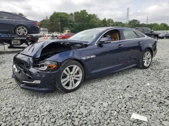 2017 Jaguar XJ-Series SAJWA1C70H8W05558