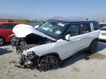2023 Rivian 7PDSGABAXPN014283
