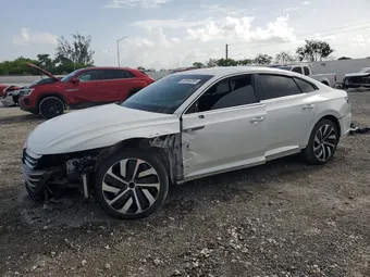 2023 Volkswagen Arteon WVWSR7ANXPE013112