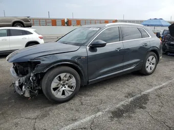 2019 Audi e-tron WA1LABGE3KB014614