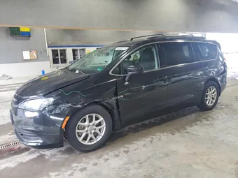 2020 Chrysler Voyager 2C4RC1DG0LR163849