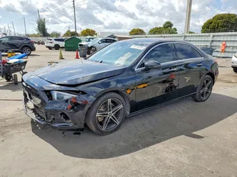 2021 Mercedes-Benz A-Class W1K3G4EB4MJ315870