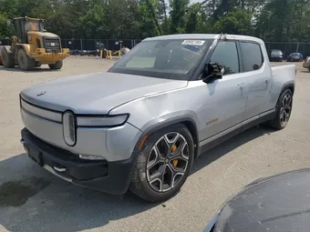 2022 Rivian R1T 7FCTGAAL6NN002704