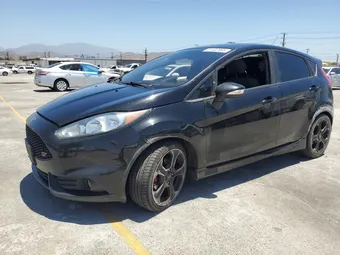 2018 Ford Fiesta 3FADP4GX6JM136581