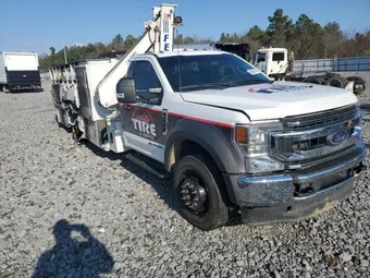 2022 Ford F550 1FDUF5HT7NDA16977