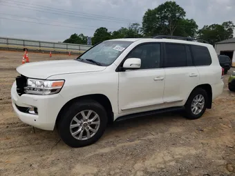 2016 Toyota Land Cruiser JTMCY7AJ3G4048245