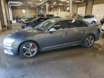 2018 Audi RS4 WAUB4AF40JA131063