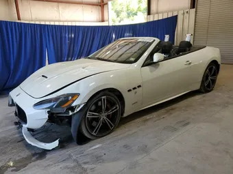 2015 Maserati Granturismo ZAM45VMA2F0143684
