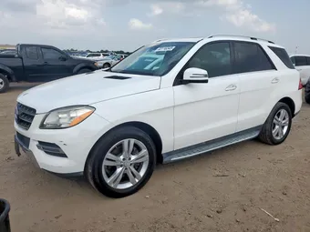 2015 Mercedes-Benz M-Class 4JGDA0EB6FA472338